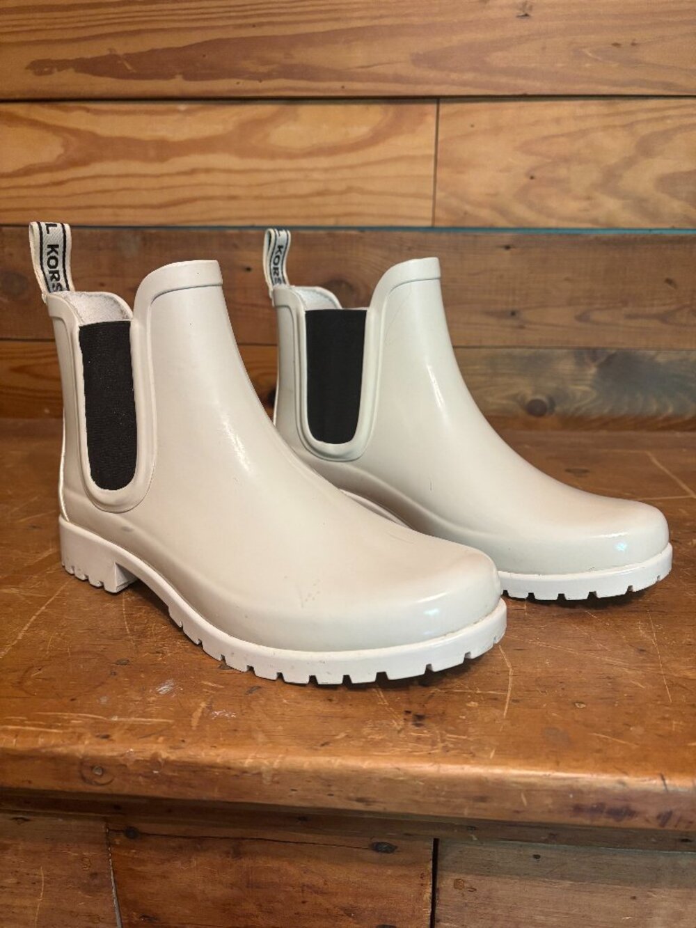 Michael Kors Rainboots Size 9
